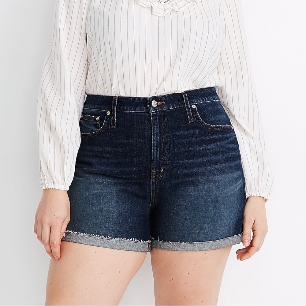 Madewell Curvy High-Rise Denim Shorts in Canterdale Wash